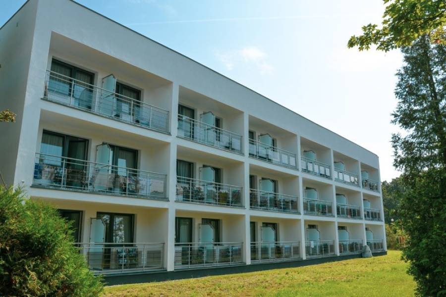 Ośrodek Sanatoryjno-Wypoczynkowy POLONEZ - Dąbki